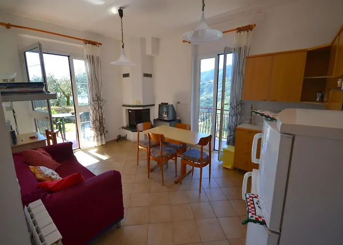 Escape Near Cinque Terre Moneglia