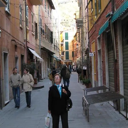 Escape Near Cinque Terre *