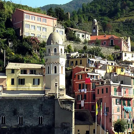 Escape Near Cinque Terre