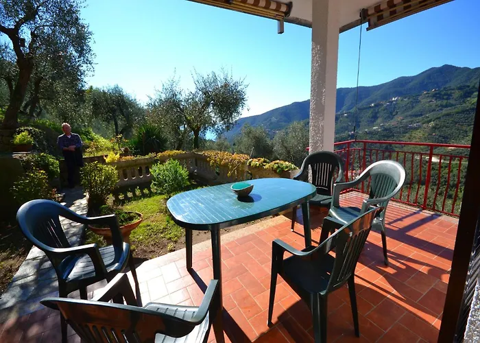 Escape Near Cinque Terre بيت للعطل *